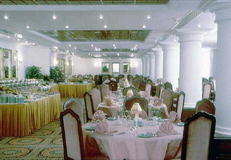 Grand View Hotel Вади Муса Екстериор снимка